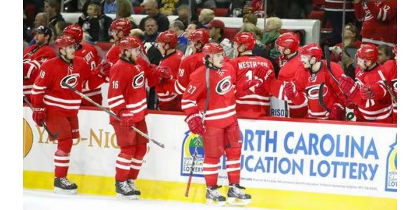 Carolina Hurricanes slog Montreal Canadiens med 6-2